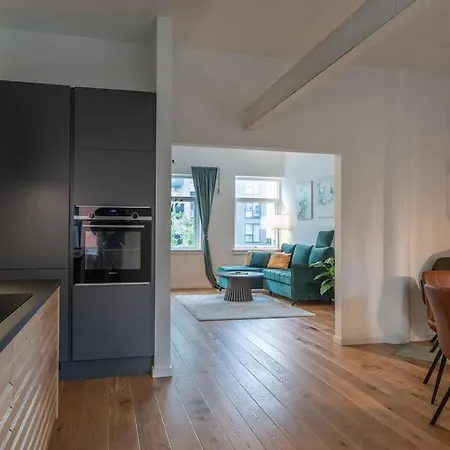 Stunning 3br Near & Metro 公寓